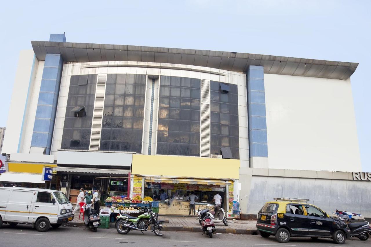 Capital O 77295 Hotel Bansidhar Bhuvan Bombaim Exterior foto